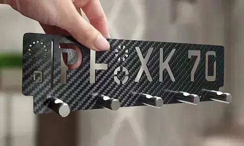 gallery-photo-key-board-license-plate-carbon-3