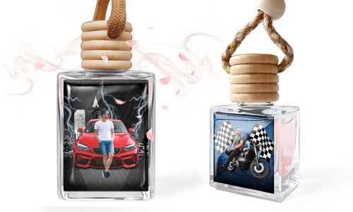 Ambientador mini para coche con una foto de tu hermano