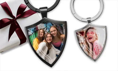 Llave en forma de escudo con tu foto deseada