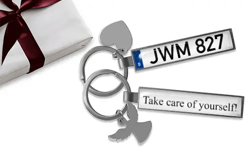 Gepersonaliseerde kentekenplaat sleutelhanger voor je oma