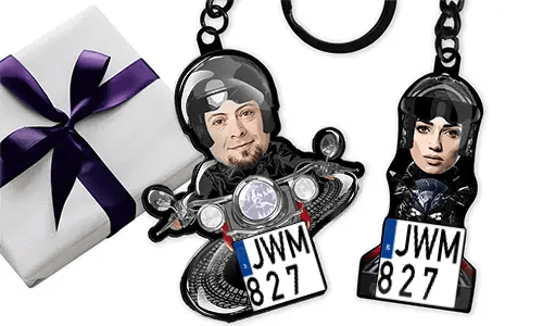 Llavero personalizado de motocicleta con foto de una pareja encantadora
