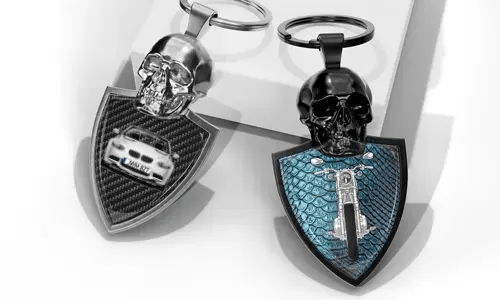 Schedel Sleutelhanger met Auto