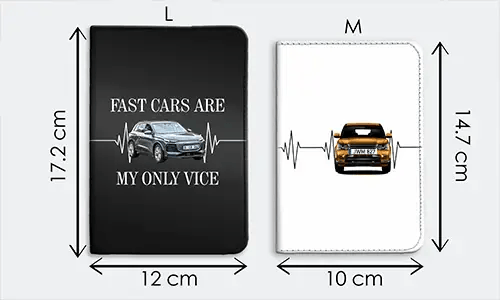 Twee notitieboekomslagen L en M: zwart 17,2x12 cm met auto en FAST CARS citaat, wit 14,7x10 cm alleen met auto-grafiek