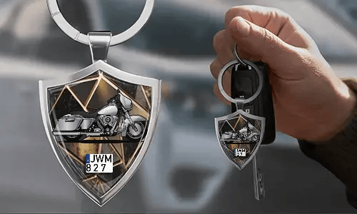 gallery-car-keychain-shield-1
