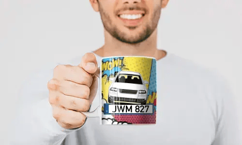 2 auto comic in the men's hand