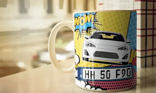 4 auto comic on the table