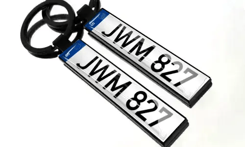 Plate number keychains with black key rings