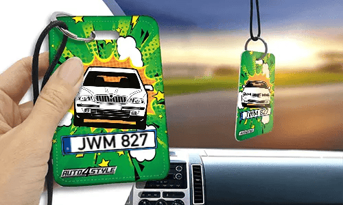 Innenspiegel anhänger mit Auto Weiß in der Hand anhänger für rückspiegel auto