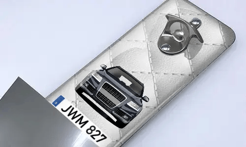 gallery-wall-bottle-opener-with-cap-cratcher-3